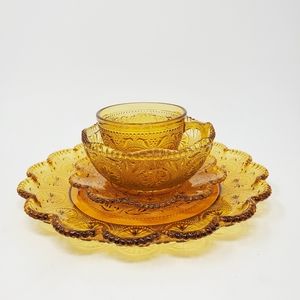 VTG Brockway American Concord Amber Dinnerware Set, 16 pieces